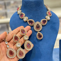 Hira Collections Classic Kundan Stone And Pota Stone Necklace Set