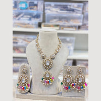 Hira Collections Classic Kundan Stone And Pota Stone Beads Necklace Set