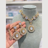 Hira Collections Classic Pota Stone And Pearl Necklace Set