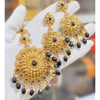 Hira Collections Royal Pota Stone And Beads Earrings With Elegant Maangtikka Set