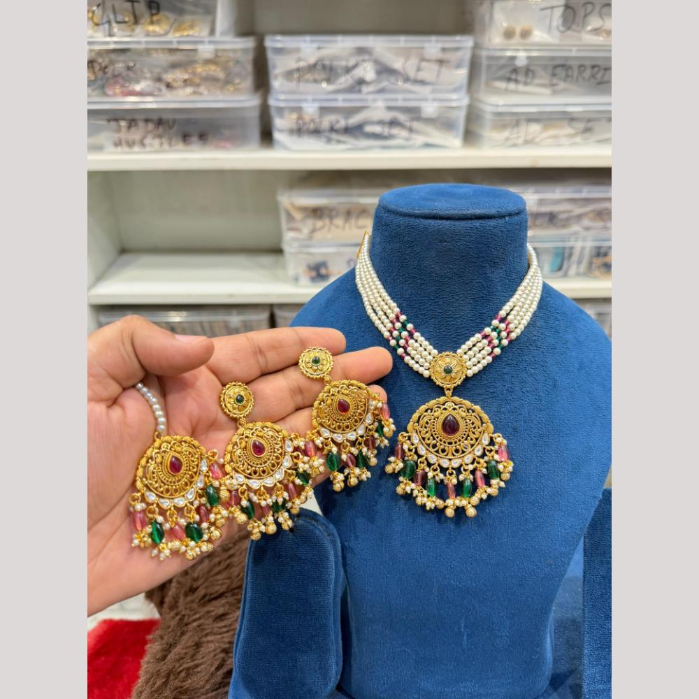 Hira Collections Royal Pota Stone Beads And Pearl Necklace Set