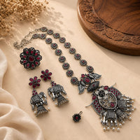 Hira Collections Designer Pota Stone And Pearl Embellished Combo Set