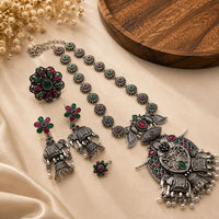 Hira Collections Designer Pota Stone And Pearl Embellished Combo Set