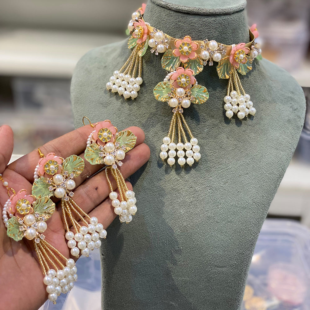 Hira Collections Dilruba Maiyya Flower Choker Necklace Set / Beautiful Ethnic Jewellery for Women