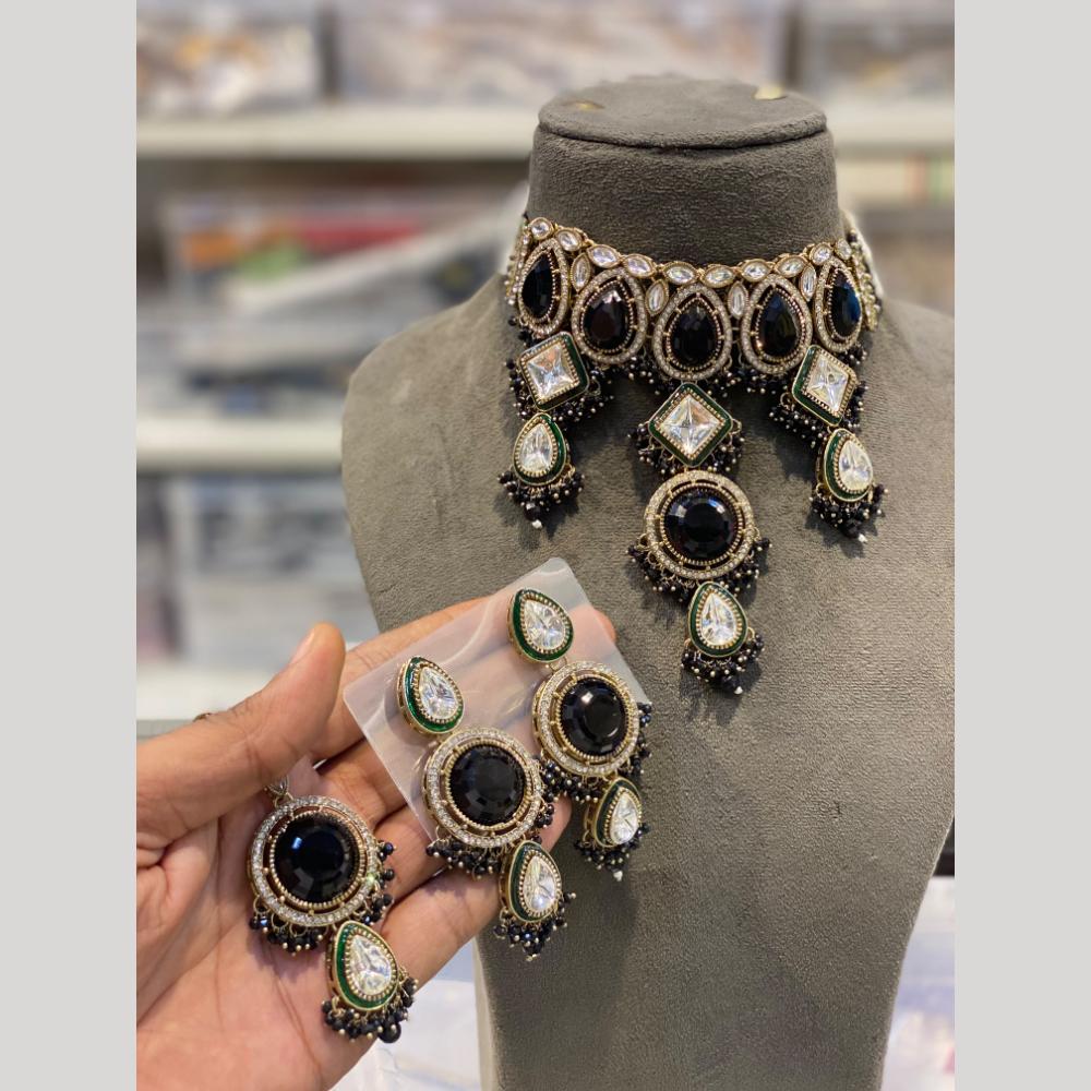 Hira Collections Luxury Crystal Stone And Pearl Choker Necklace Set