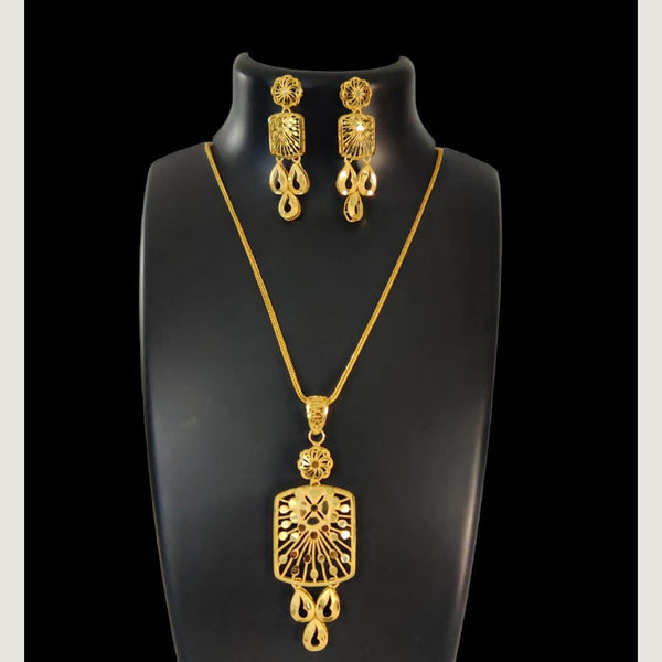 Pari Art Jewellery Forming Gold Pendant Set