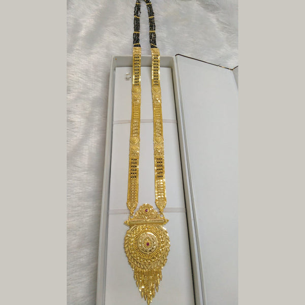 Pari Art Jewellery Forming Gold Manglasutra