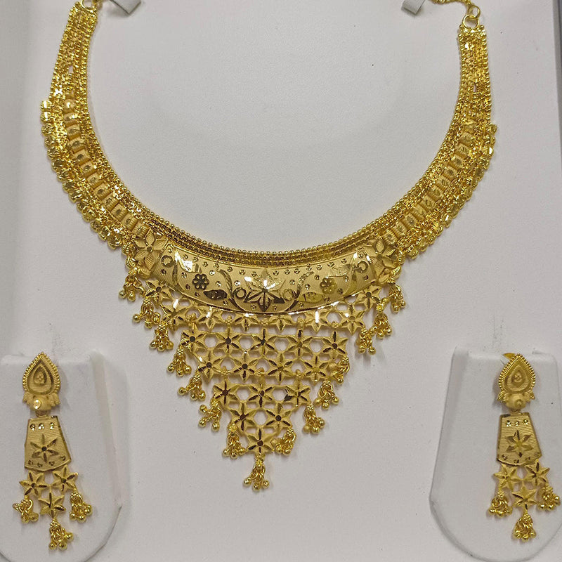 Pari Art Jewellery Forming Necklace Set