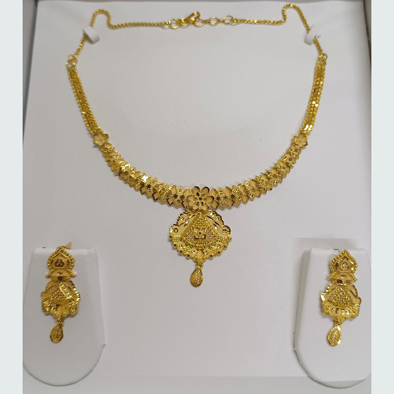 Pari Art Jewellery Forming Necklace Set