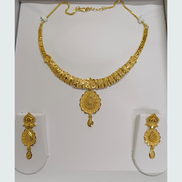 Pari Art Jewellery Forming Necklace Set