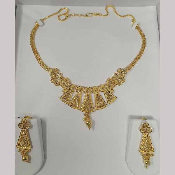 Pari Art Jewellery Forming Necklace Set