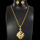 Pari Art Jewellery Forming Chain Pendant Set