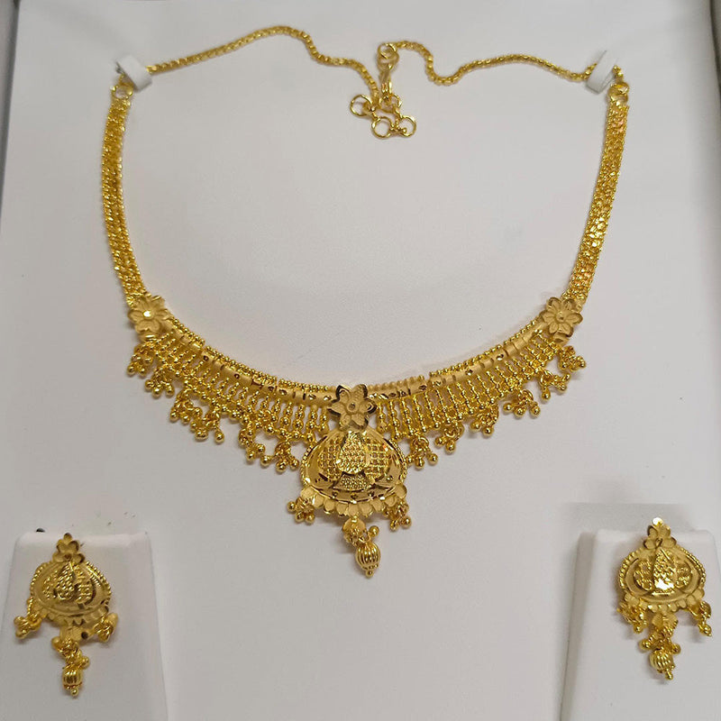 Pari Art Jewellery Forming Necklace Set