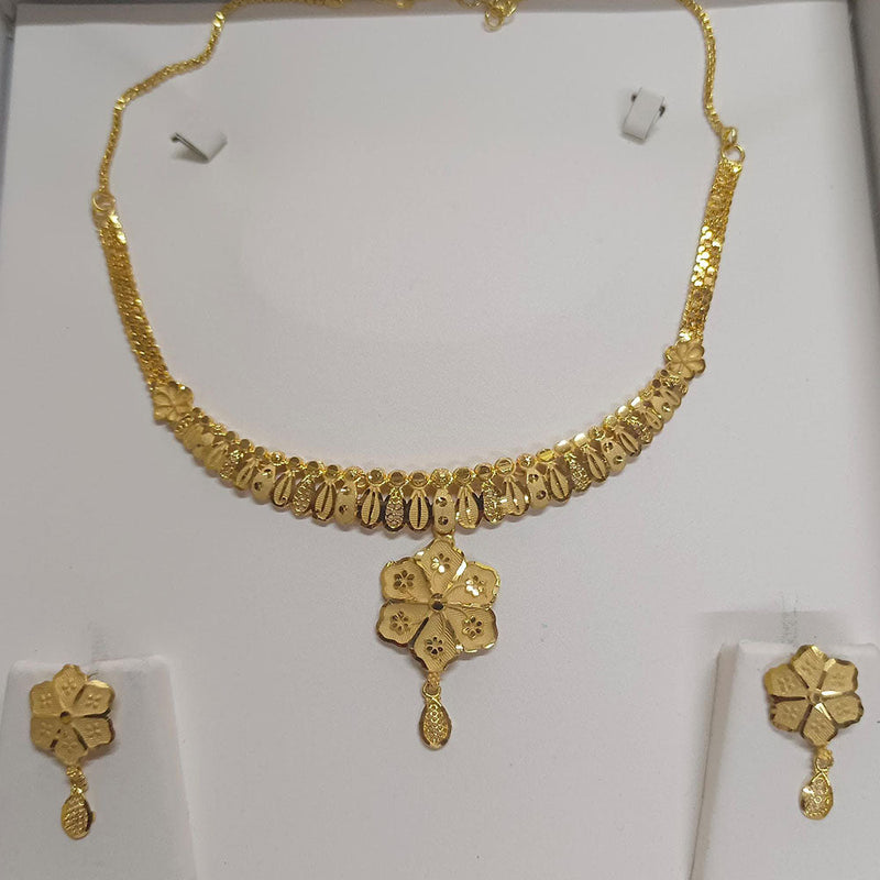 Pari Art Jewellery Forming Necklace Set