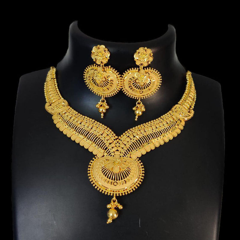 Pari Art Jewellery Forming Necklace Set