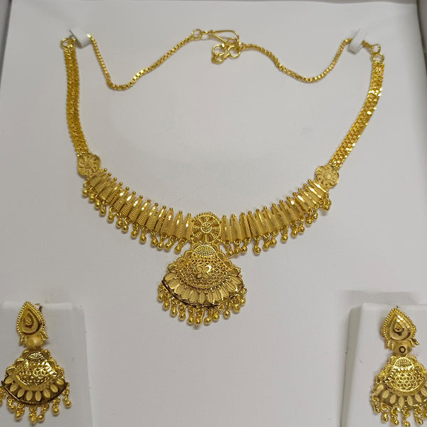 Pari Art Jewellery Forming Necklace Set