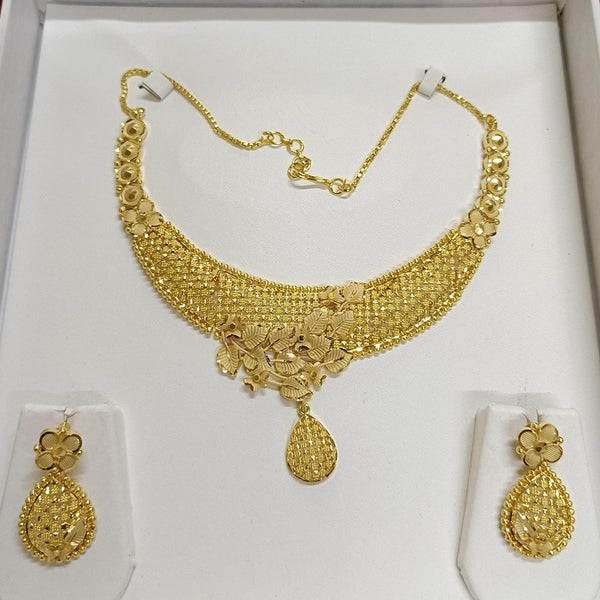 Pari Art Jewellery Forming Necklace Set