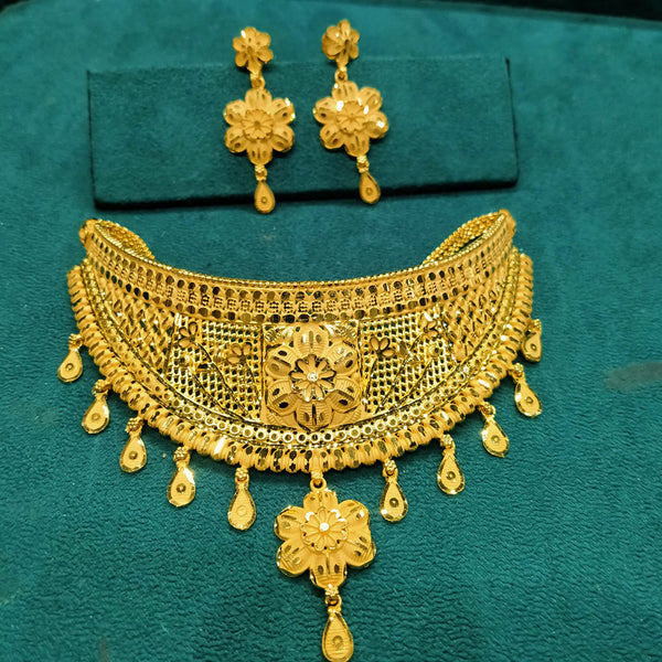 Pari Art Jewellery Forming Gold Plated Choker Necklace Set