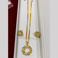 Pari Art Jewellery Forming Chain Pendant Set