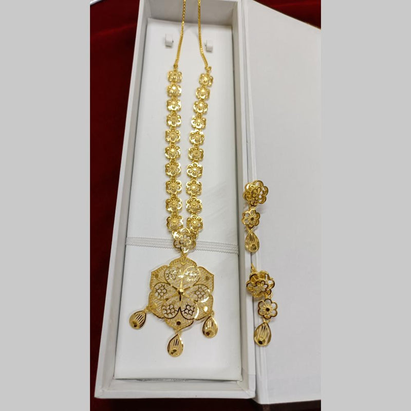 Pari Art Jewellery Forming Necklace Set