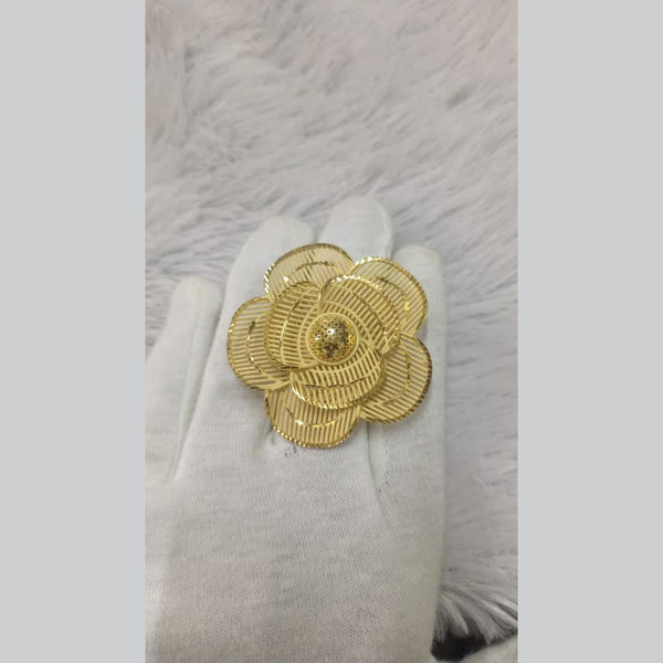 Pari Art Jewellery Forming Gold Ring