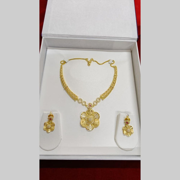 Pari Art Jewellery Forming Necklace Set