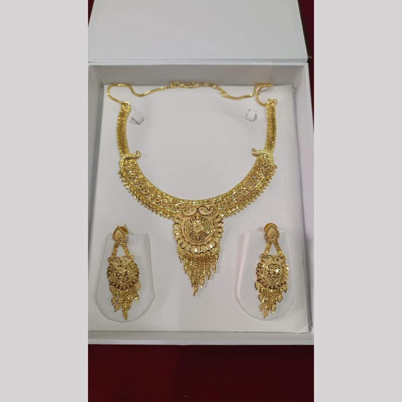 Pari Art Jewellery Forming Necklace Set