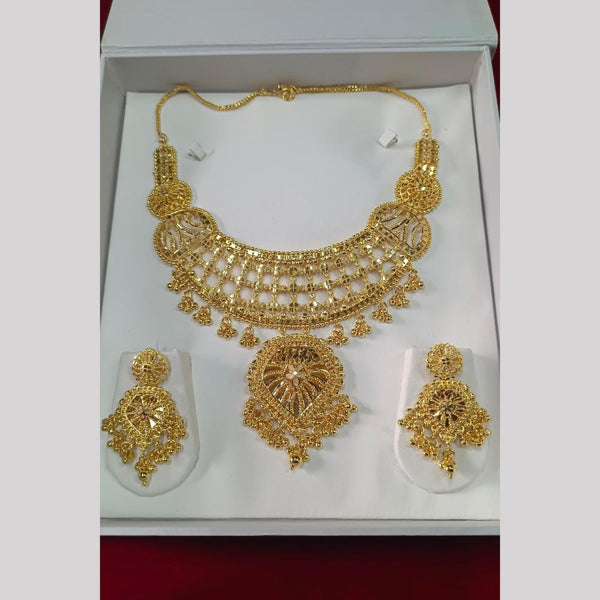 Pari Art Jewellery Forming Necklace Set