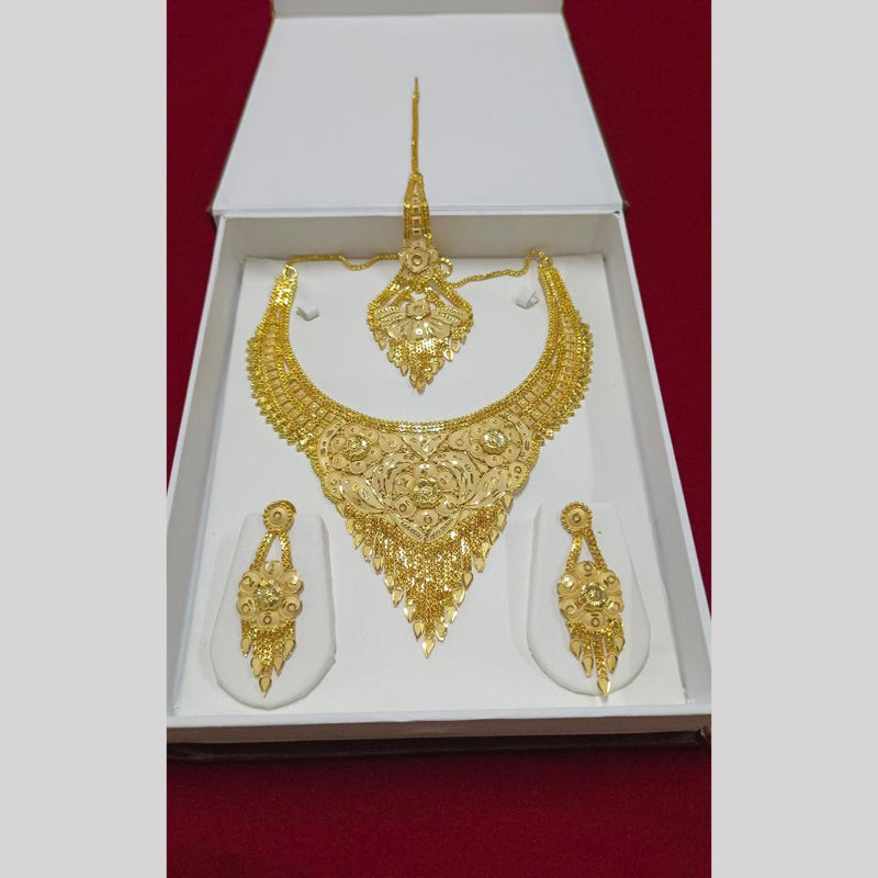 Pari Art Jewellery Forming Necklace Set