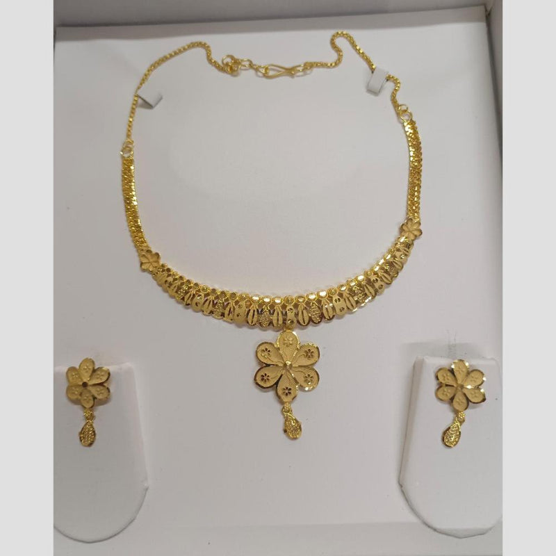 Pari Art Jewellery Forming Necklace Set