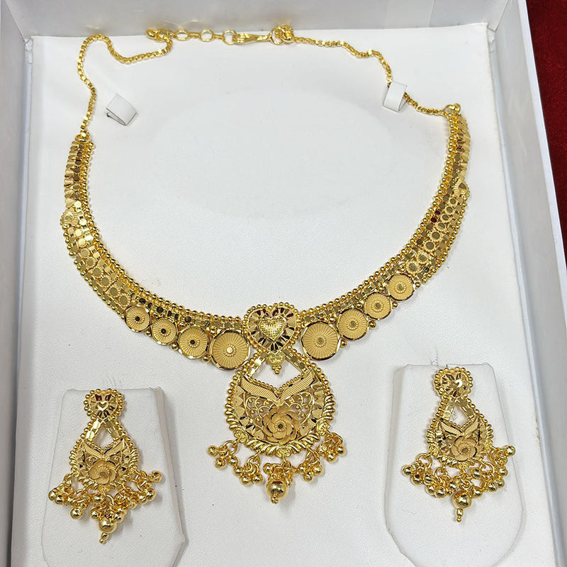 Pari Art Jewellery Forming Necklace Set