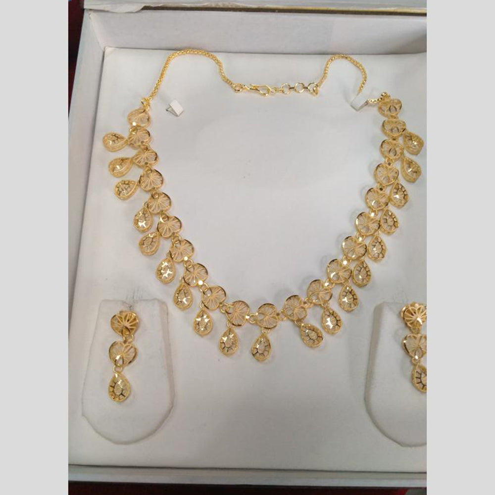 Pari Art Jewellery Forming Necklace Set