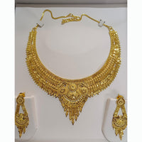 Pari Art Jewellery Forming Luxurious Jewellery Necklace Set