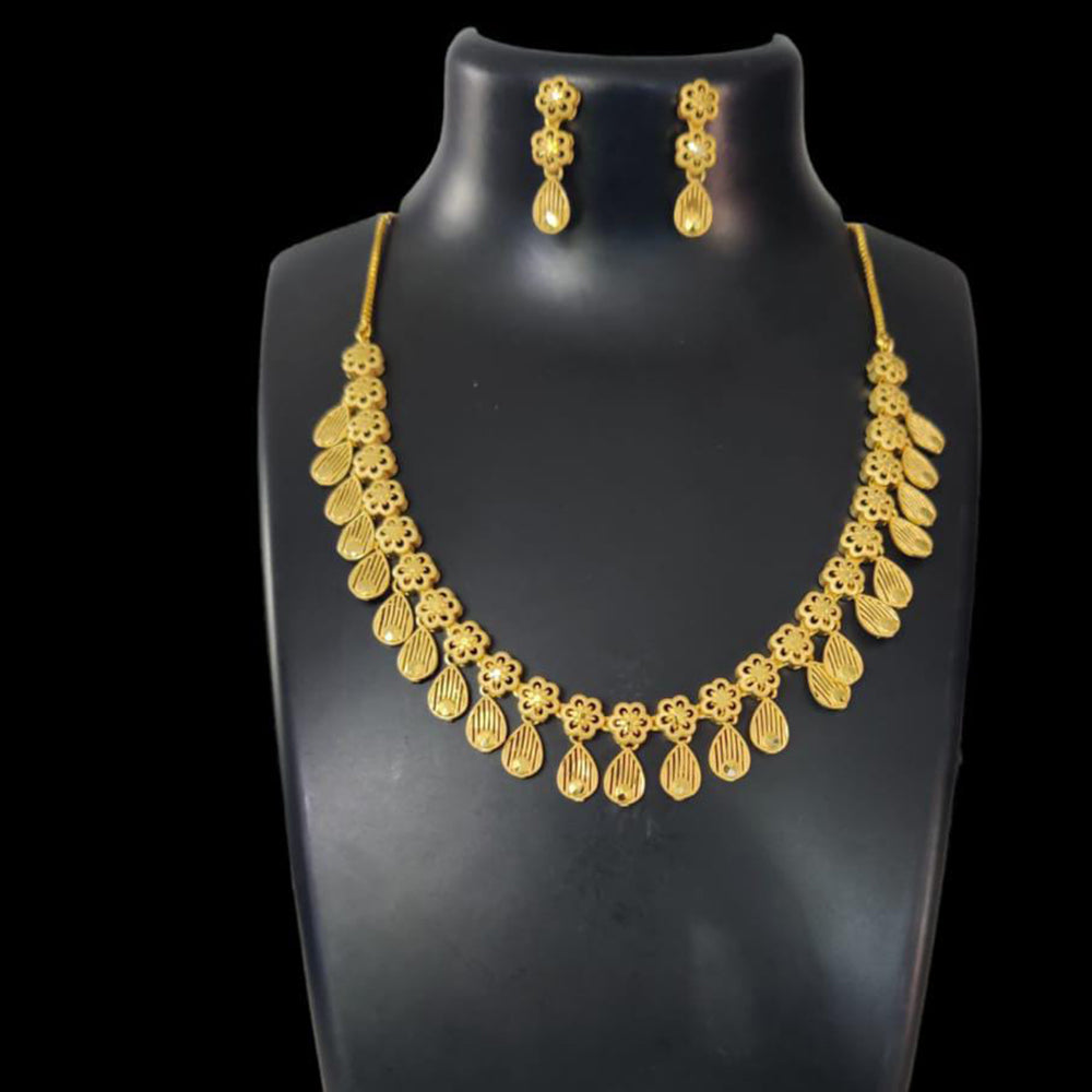 Pari Art Jewellery Forming Luxurious Jewellery Necklace Set