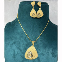 Pari Art Jewellery Classic Trend Forming Pendant With Earrings