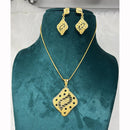 Pari Art Jewellery Classic Trend Forming Pendant With Earrings