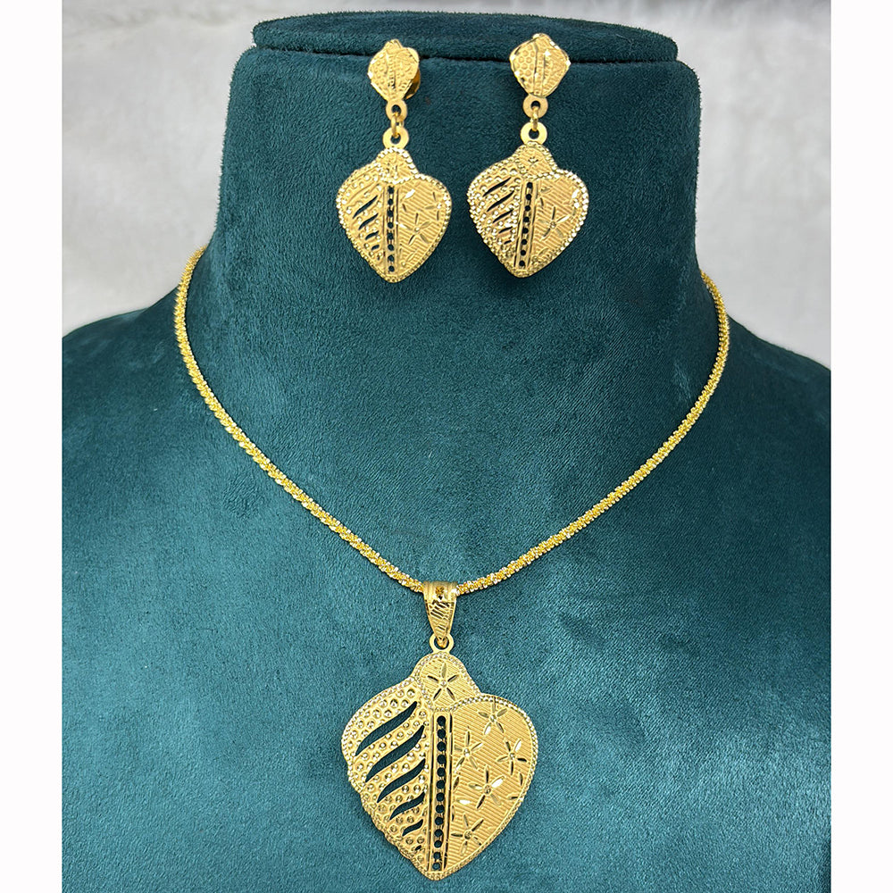 Pari Art Jewellery Classic Trend Forming Pendant With Earrings