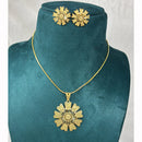 Pari Art Jewellery Classic Trend Forming Pendant With Earrings