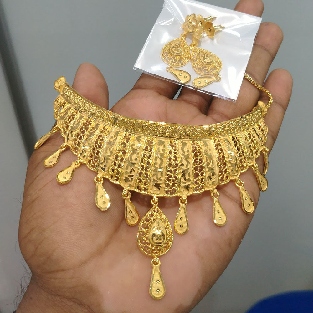 Pari Art Jewellery Designer Bridal Forming Gold Choker Necklace Set