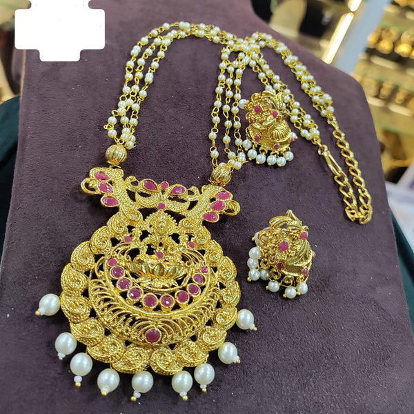 Kavita Art Gold Plated Pota Stone And Pearl Long Necklace Set