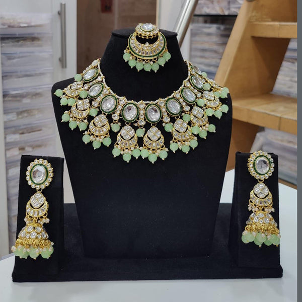 Kavita Art Gold Plated Kundan Stone And Pearl Choker Necklace Set