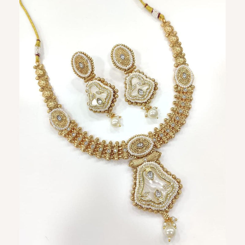 Kavita Art Gold Plated Kundan Choker Necklace Set