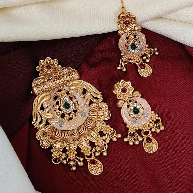 Kavita Art Gold Plated Pota Stone And Meenakari Pendent Set