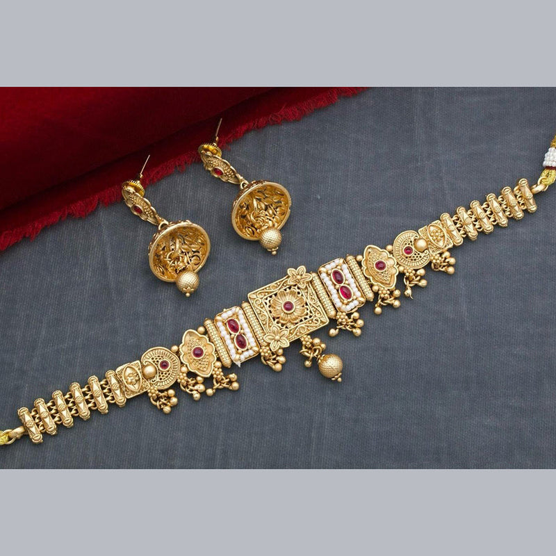 Kavita Art Gold Plated Kundan Stone And Pearl Choker Necklace Set