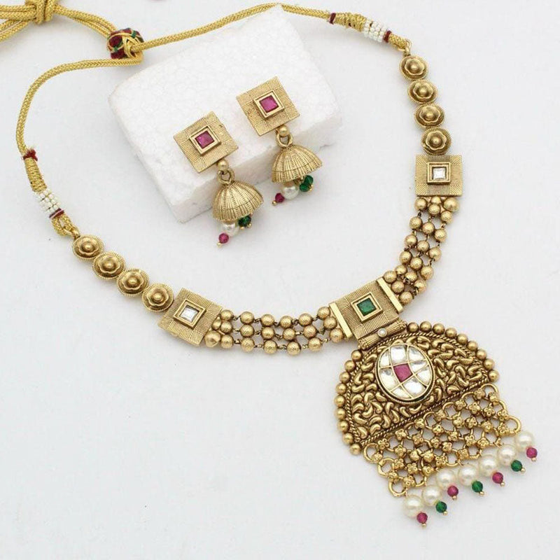 Kavita Art Gold Plated Kundan Stone And Pearl Necklace Set