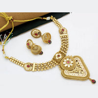 Kavita Art Gold Plated Kundan Stone And Meenakari Necklace Set