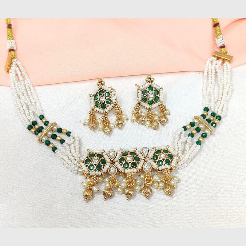 Kavita Art Gold Plated Pota Stone And Pearls Necklace Set