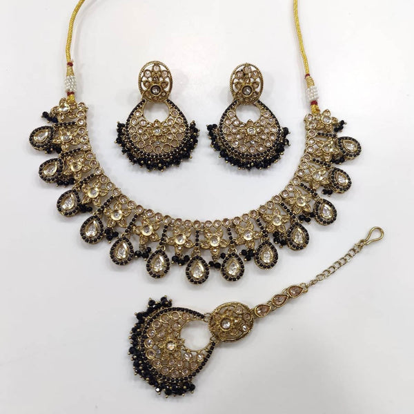 Kavita Art Gold Plated Crystal Stone And Pearls Necklace Set