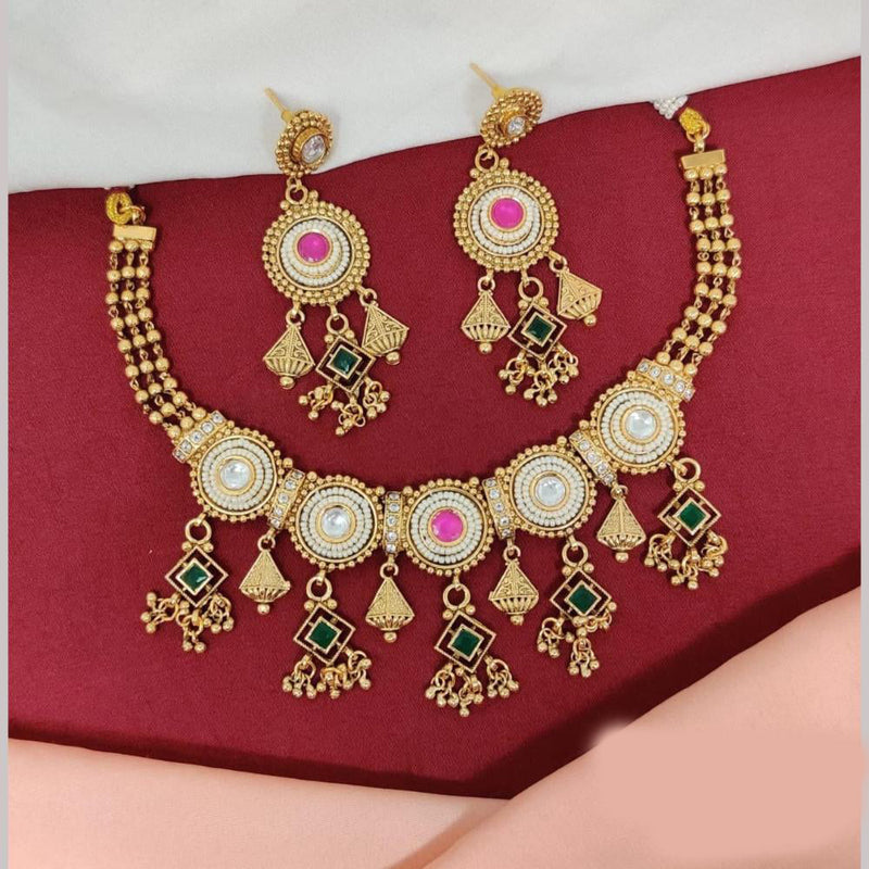 Kavita Art Gold Plated Pota Stone And Pearls Necklace Set