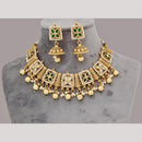 Kavita Art Gold Plated Kundan Stone And Pearl Necklace Set